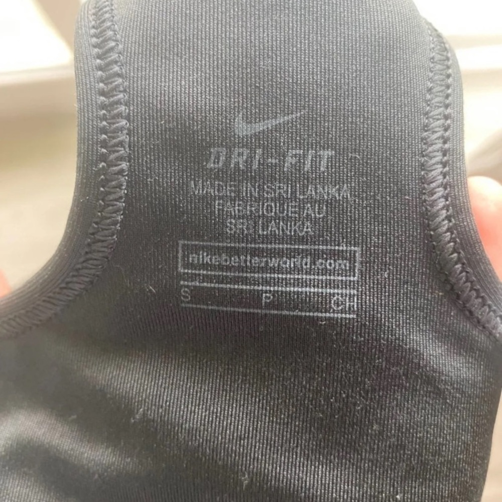 Nike Sports Bra - Picture 3 of 3